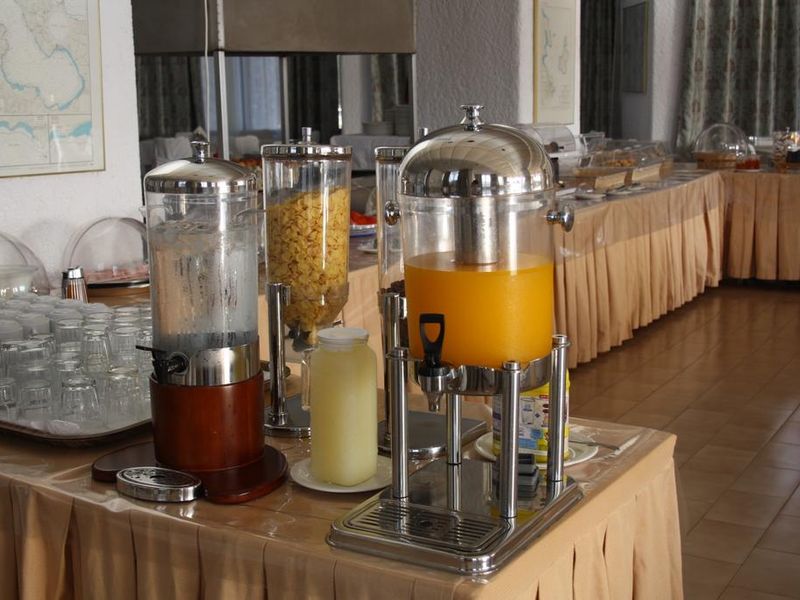 Hotel Photo 9