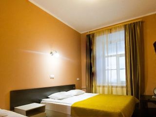 Отель Yellow