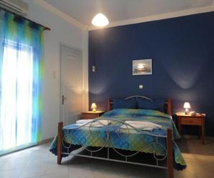Apergis Rooms Ermoupoli Greece