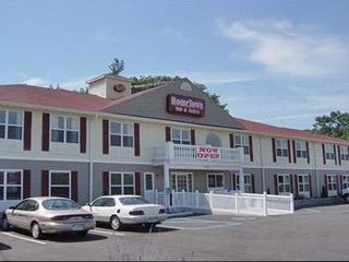 Hotel pic Hometown Inn & Suites