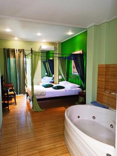 Hotel Photo 13