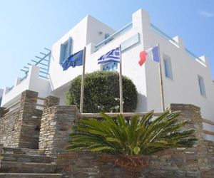 Karaoulanis Apartments Andros Island Greece