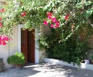 Milos Apartments Adamas Greece