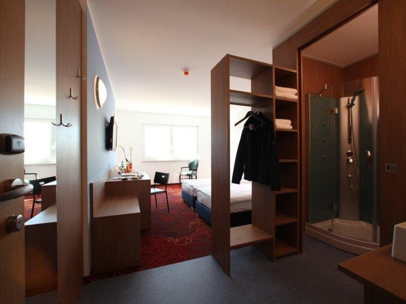 Hotel Photo 11
