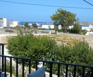Bizas Rooms Parikia Greece