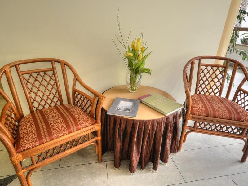 Hotel Photo 8