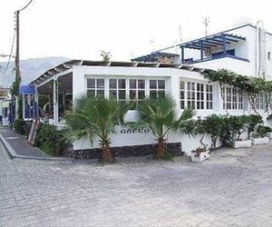 Villa Gambas Beach Studios Kamari Greece