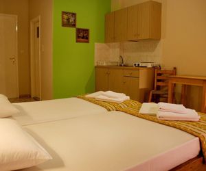 Kamarela Studios Kamari Greece