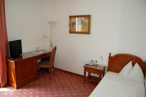 Hotel Photo 2