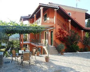 Ziogas Luxury Apartments Dassia Greece