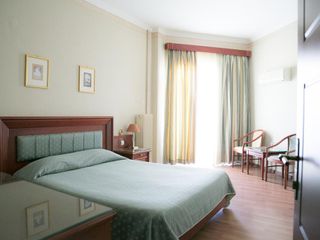 Фото отеля Tzaki hotel & restaurant Patras