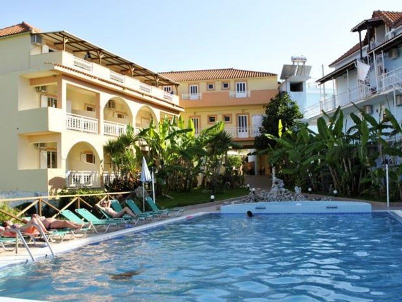 Hotel Photo 1