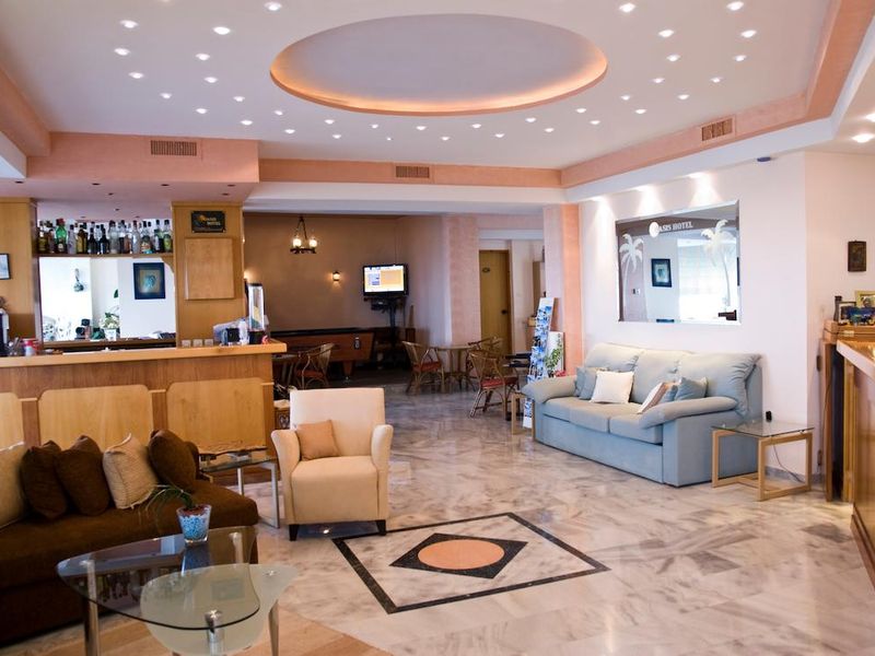 Hotel Photo 8