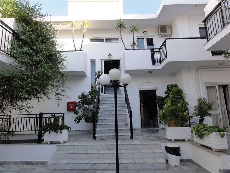 Hotel Photo 12