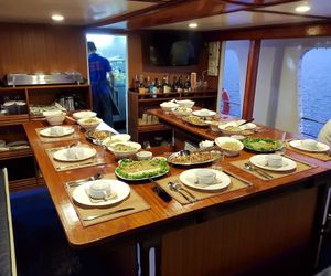 El Nido Floating Hotel Lagen Island Philippines