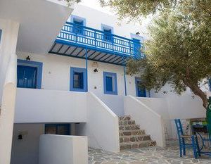 Vardes Hotel Studios Lakki Greece