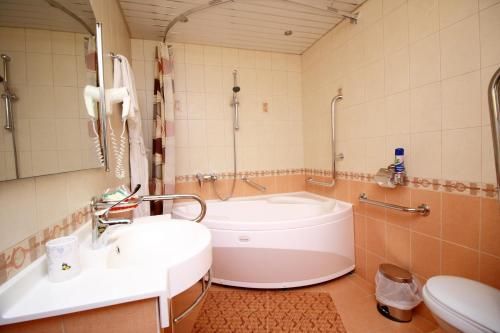 Hotel Photo 11