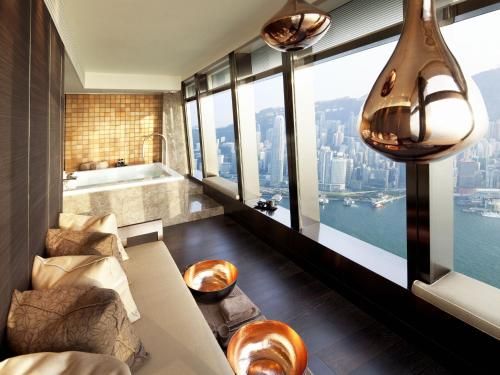 image of hotel The Ritz-Carlton Hong Kong