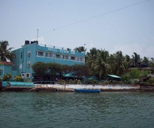 Hotel Riversal by the Sea Cavelossim India