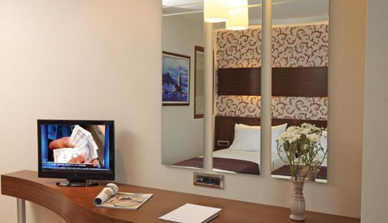 Hotel Photo 6