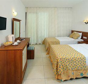 NearBy Hotel