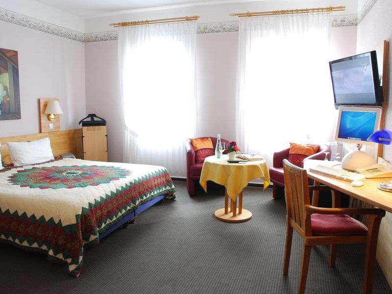 Hotel Photo 5