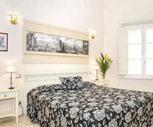 Relais Dei Mercanti B&B And Suites Pisa Italy