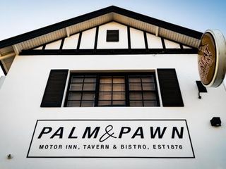 Hotel pic Palm and Pawn Motor Inn