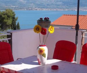 Apartments Mihovilovic Slatine Croatia