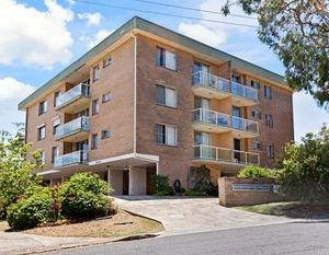 Ronald Avenue, Blue Waters, Unit 04, 59 Shoal Bay Australia