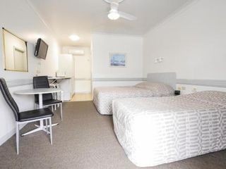 Hotel pic Centretown Motel