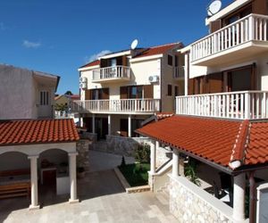 Apartments Tisno TISNO Croatia