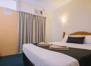Фото отеля London Motor Inn