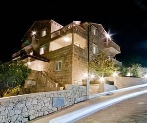 Barba Petra Dvori Apartments Sumartin Croatia