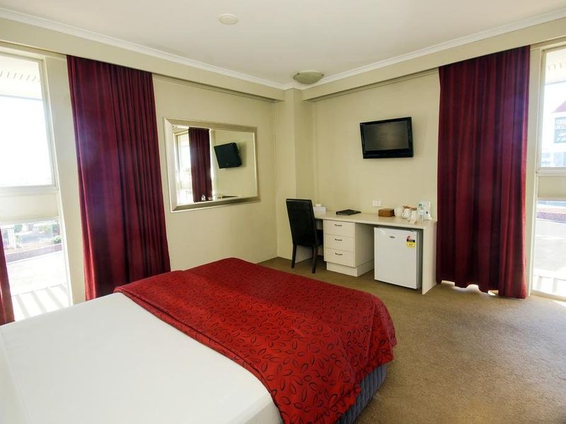 Hotel Photo 1
