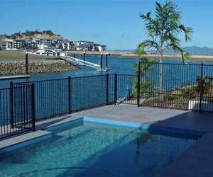 Waters Edge Townhouse 4 Magnetic Island Australia