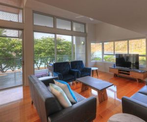 Maggies Beachfront Apt. 12 Magnetic Island Australia