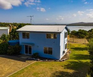 The Blue House Coles Bay Australia