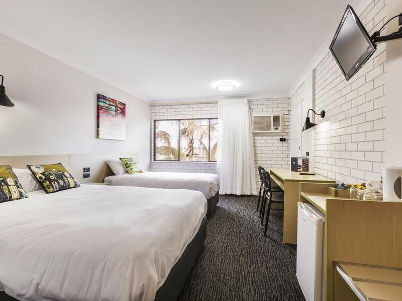 Hotel Photo 1