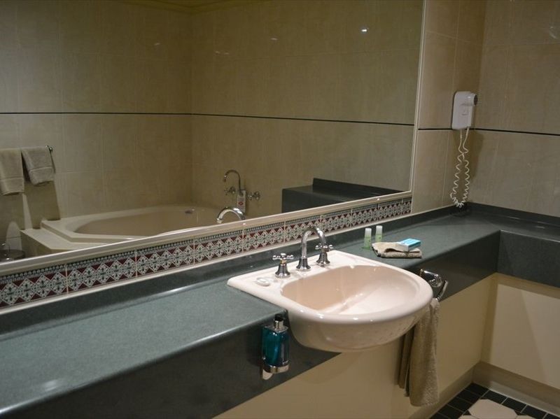 Hotel Photo 12