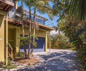 Angourie Blue 7- stroll to surfing beaches. Yamba Australia