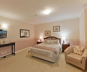 Plumes on the Green Boutique Bed & Breakfast Tamworth Australia