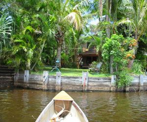 Belongil River Holiday House Byron Bay Australia