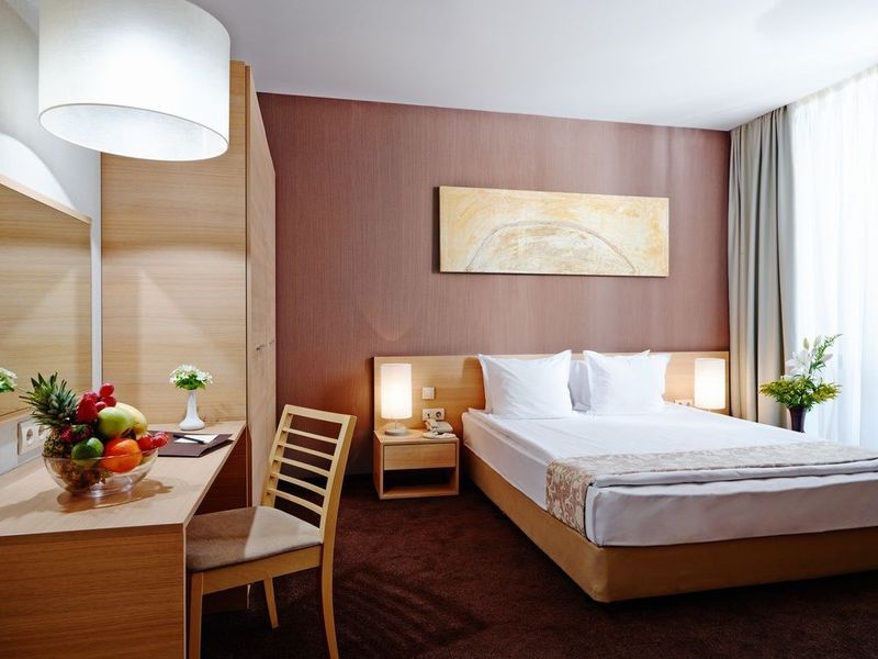 Hotel Photo 5