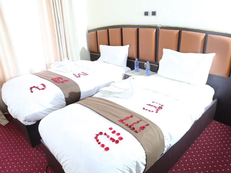 Hotel Photo 1