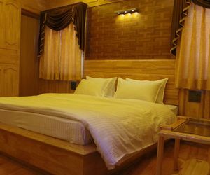 Shamyana Hotel Srinagar India