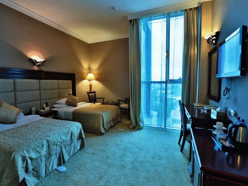 Hotel Photo 1