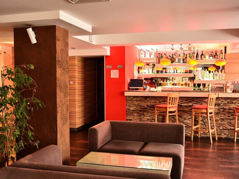 Hotel Photo 12