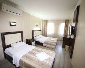 NearBy Hotel