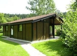 Single storey detached bungalow, located in a wooded area Machtlos Germany
